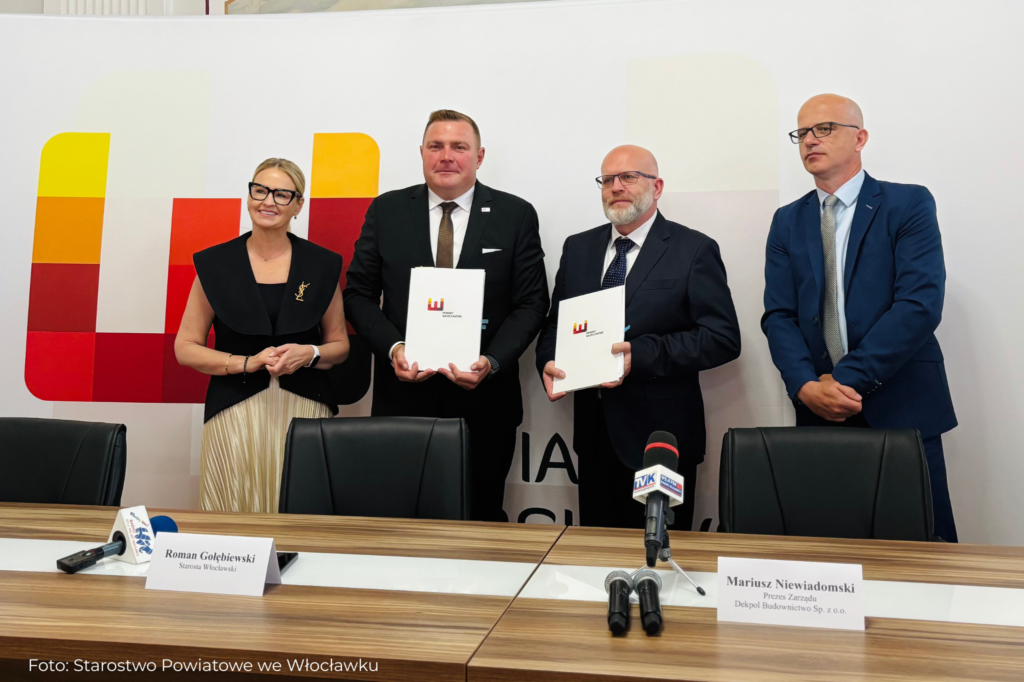 Dekpol Budownictwo Generalny Wykonawca podpisanie umowy PCSiR Kruszyn