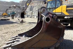 Excavator Buckets Made of Hardox Steel